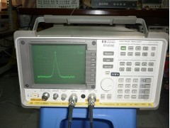 HP8560E頻譜分析儀 經(jīng)典射頻測(cè)試工具及其在中國(guó)貿(mào)易網(wǎng)絡(luò)中的角色
